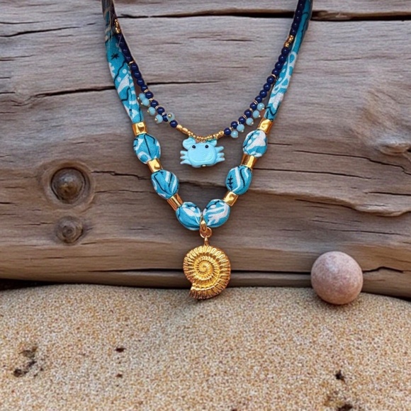 Shell bandana necklace, scarf necklace, 2 piece set , crab necklace - Picture 8 of 9